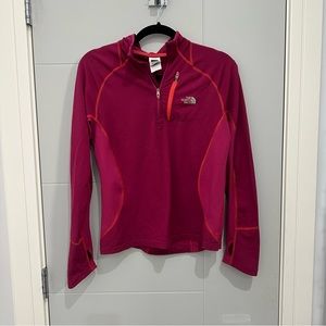 The North Face Vapor Wick Quarter Zip - Size Medium